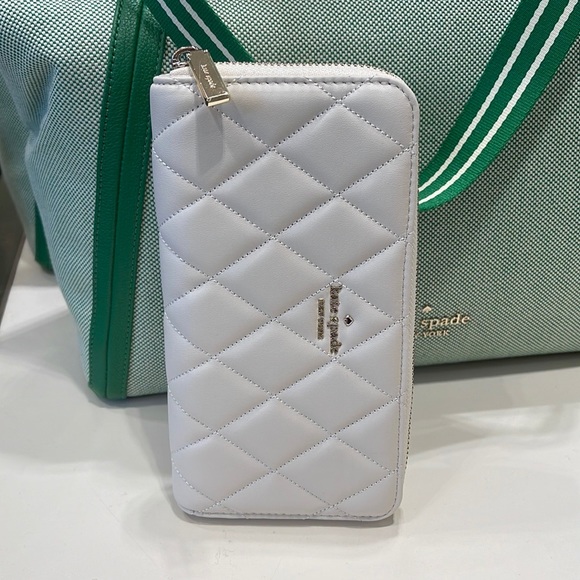 Kate Spade Carey Large Continential Wallet
Parchment 

NWT - Picture 2 of 16